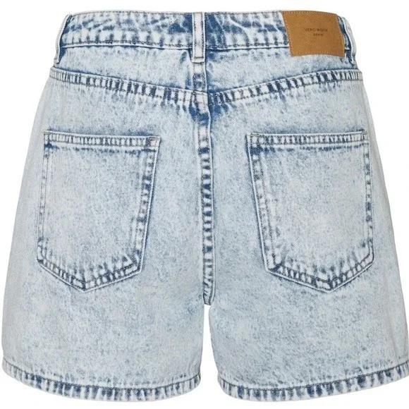 Vero Moda High Waisted Shorts - Picture 5 of 5